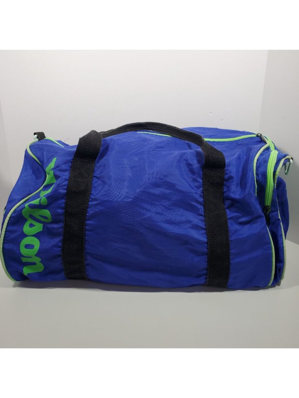 Wilson Blue Nylon Duffle Vintage Gym Bag Neon Green Travel Zippered - Picture 2 of 16